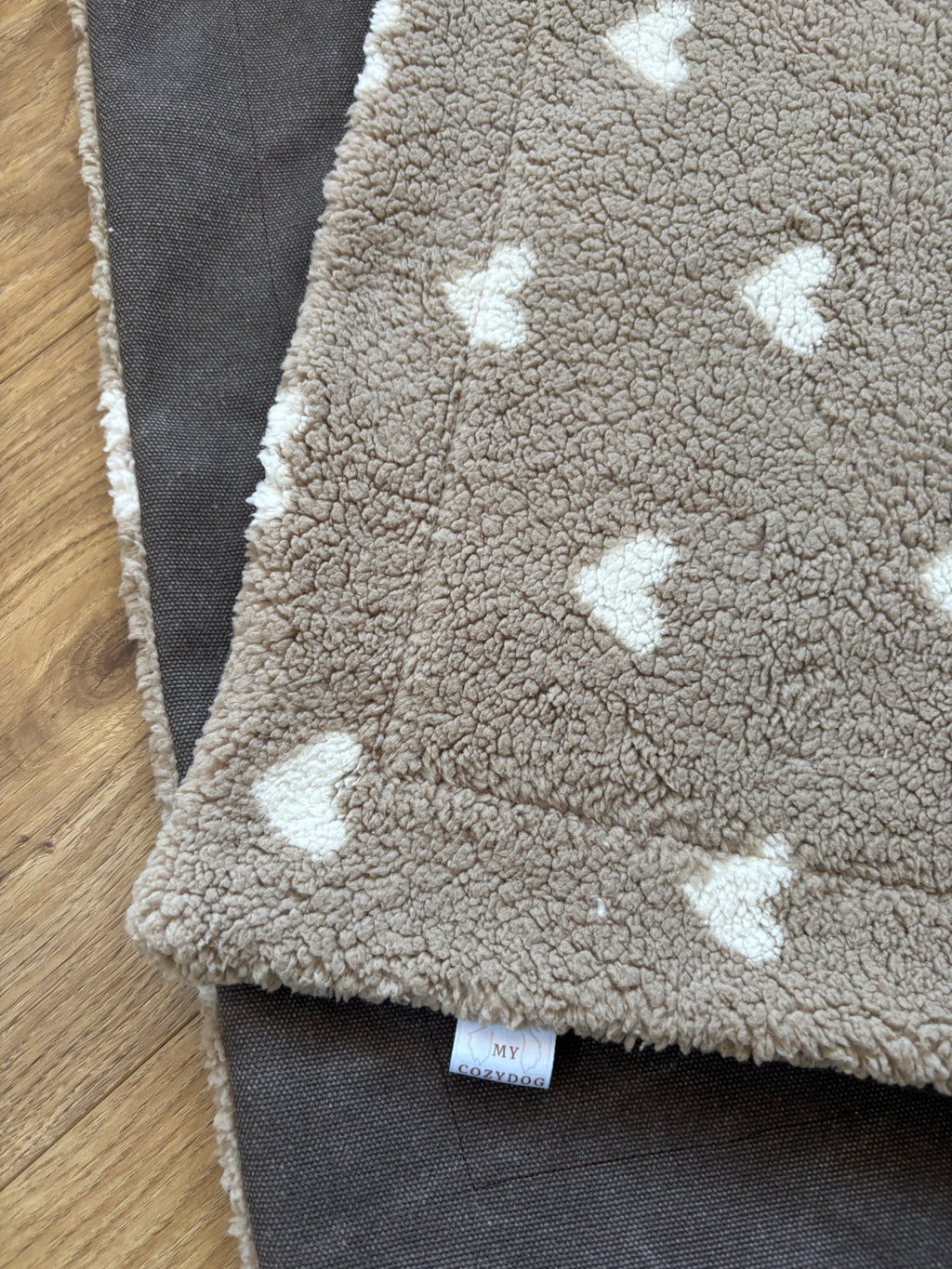 Outdoor Reisedecke Herzchen Braun 50x60cm